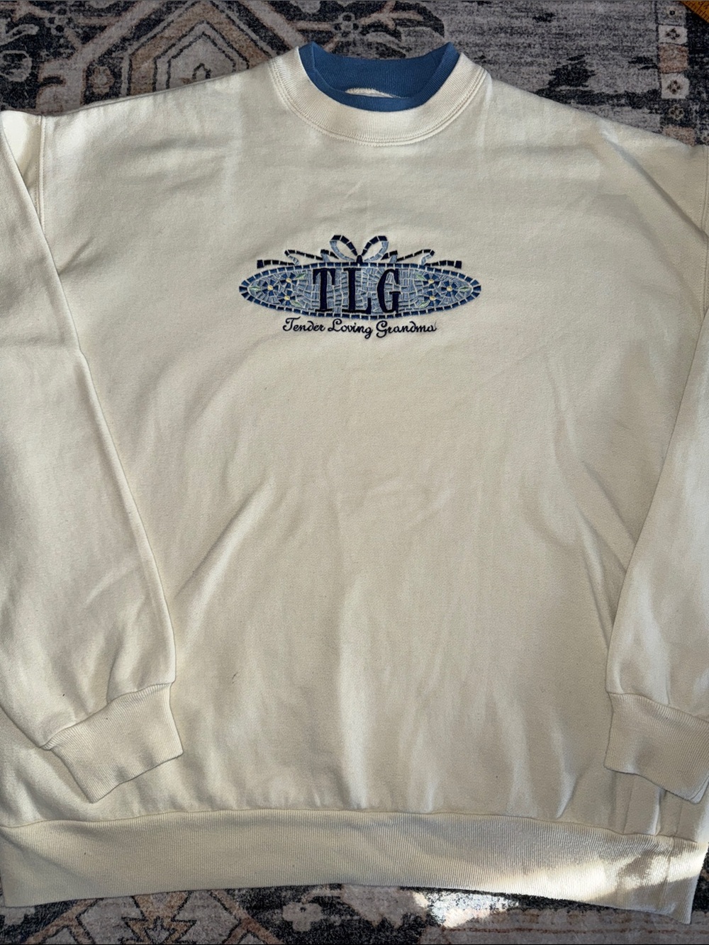 Vintage Sweatshirt Size XL Grandma Core 90s Top Stitch Embroidered Tender Loving